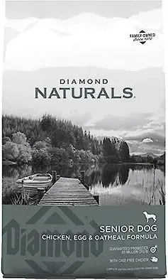 Diamond Naturals Senior Formula Dry Dog Food review